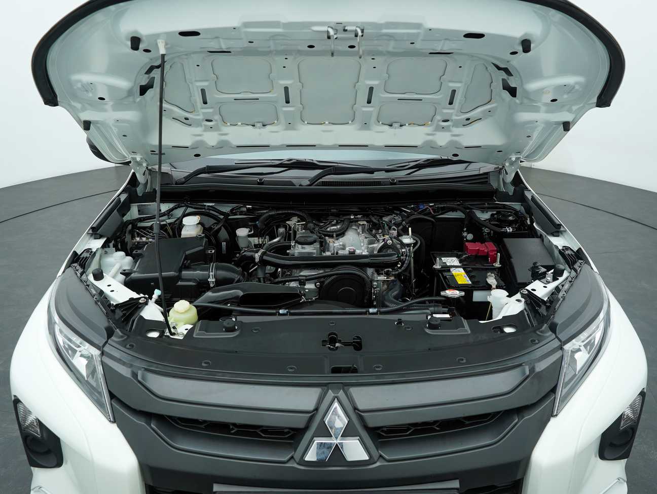 used 2022 Mitsubishi Triton Quest Dual Cab 4X2 2.5