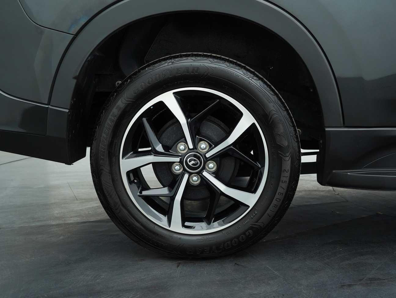 used 2023 Perodua Aruz AV 1.5