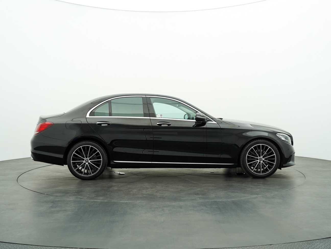terpakai 2019 Mercedes-Benz C200 Avantgarde 1.5