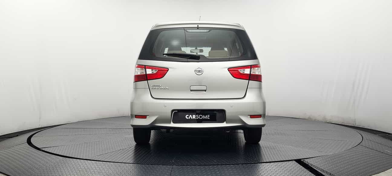 used 2014 Nissan GRAND LIVINA COMFORT 1.6