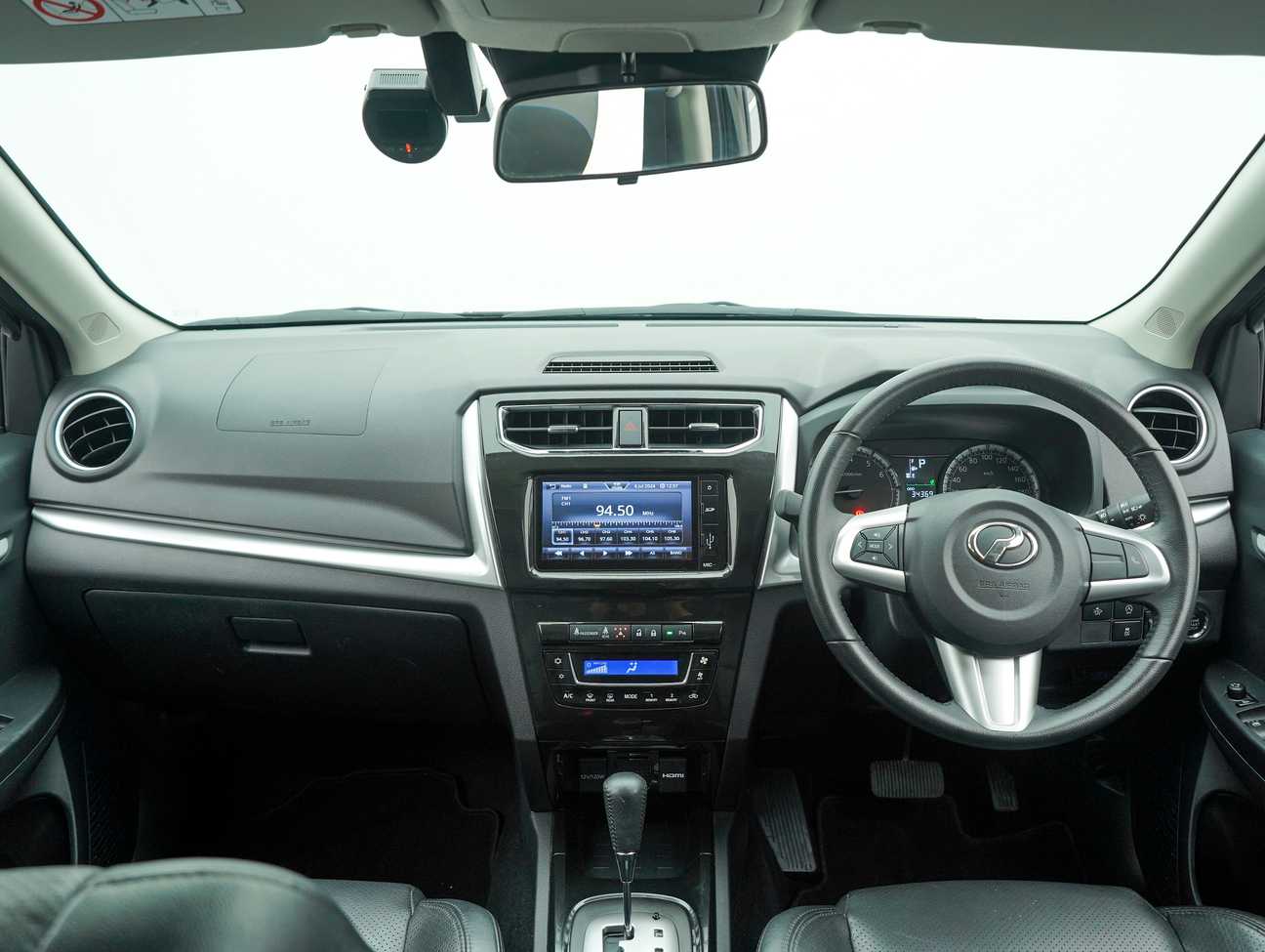 terpakai 2022 Perodua Aruz AV 1.5