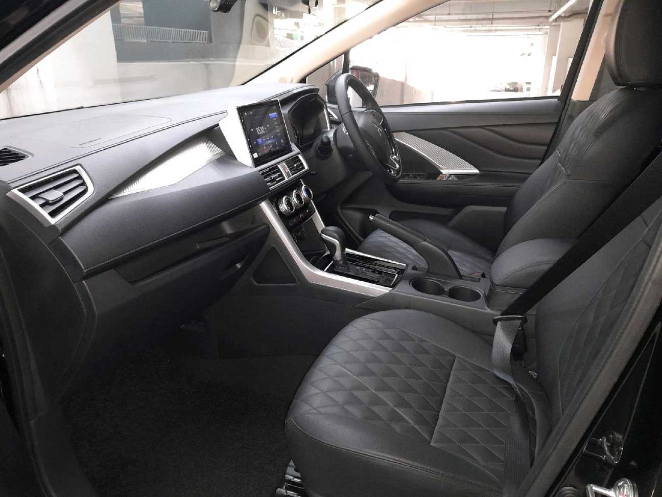 used 2024 Mitsubishi Xpander  1.5