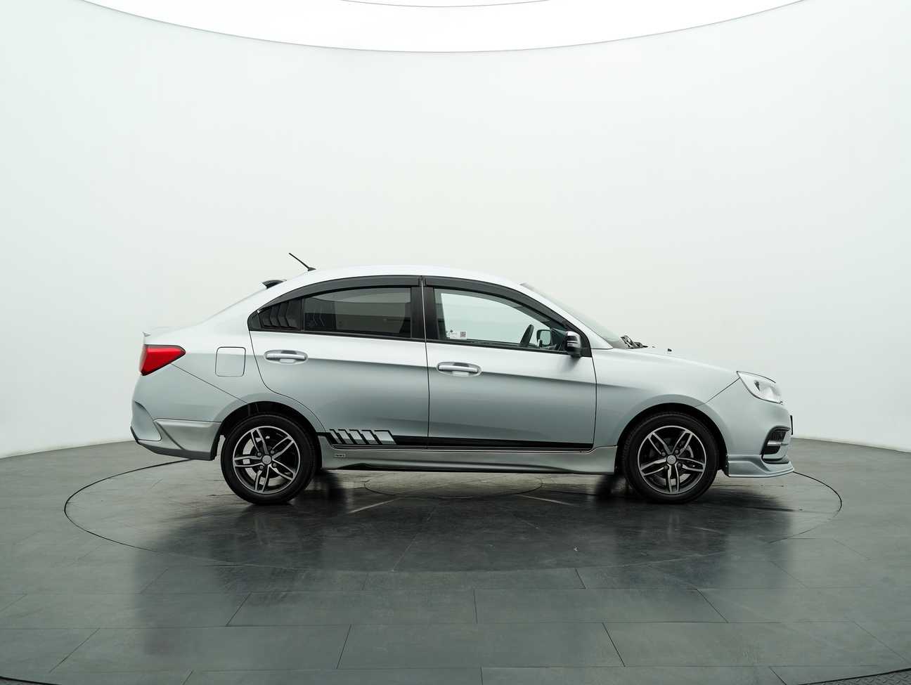 terpakai 2020 Proton Saga Premium 1.3