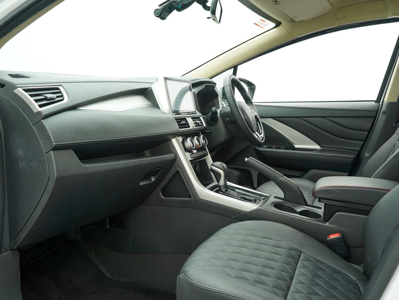 used 2022 Mitsubishi Xpander  1.5