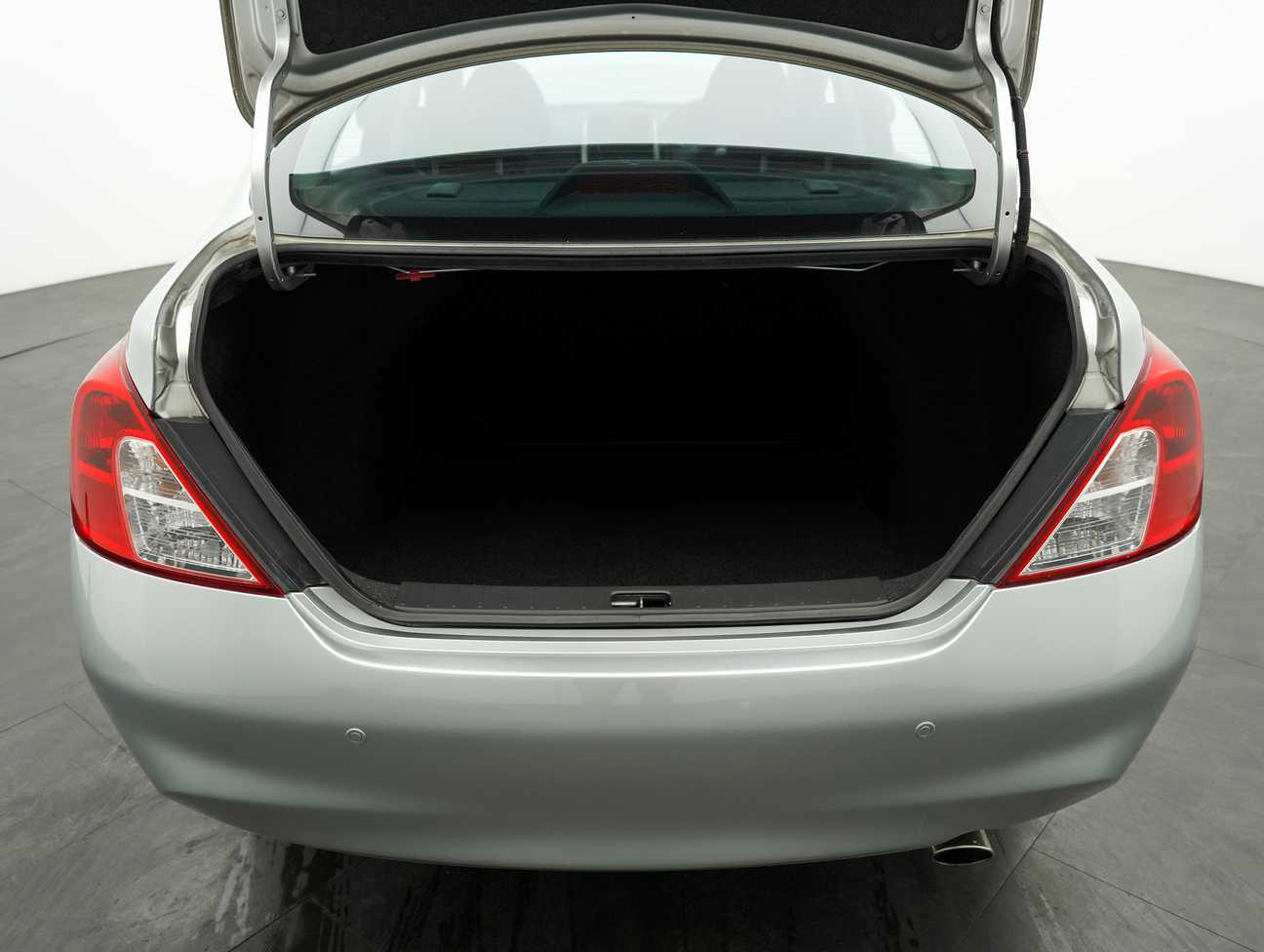 used 2014 Nissan Almera V 1.5