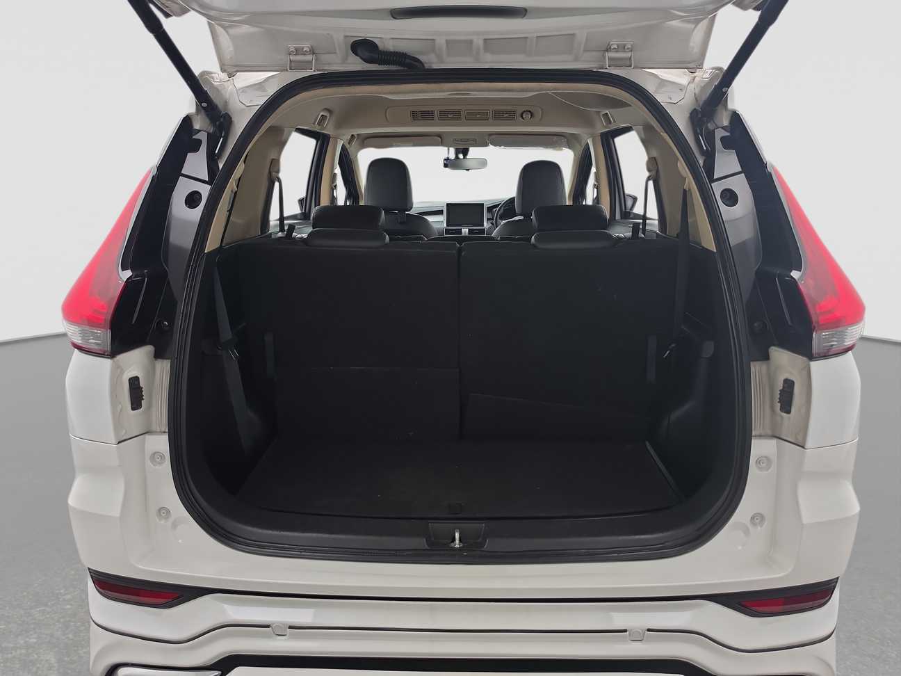 terpakai 2023 Mitsubishi Xpander  1.5
