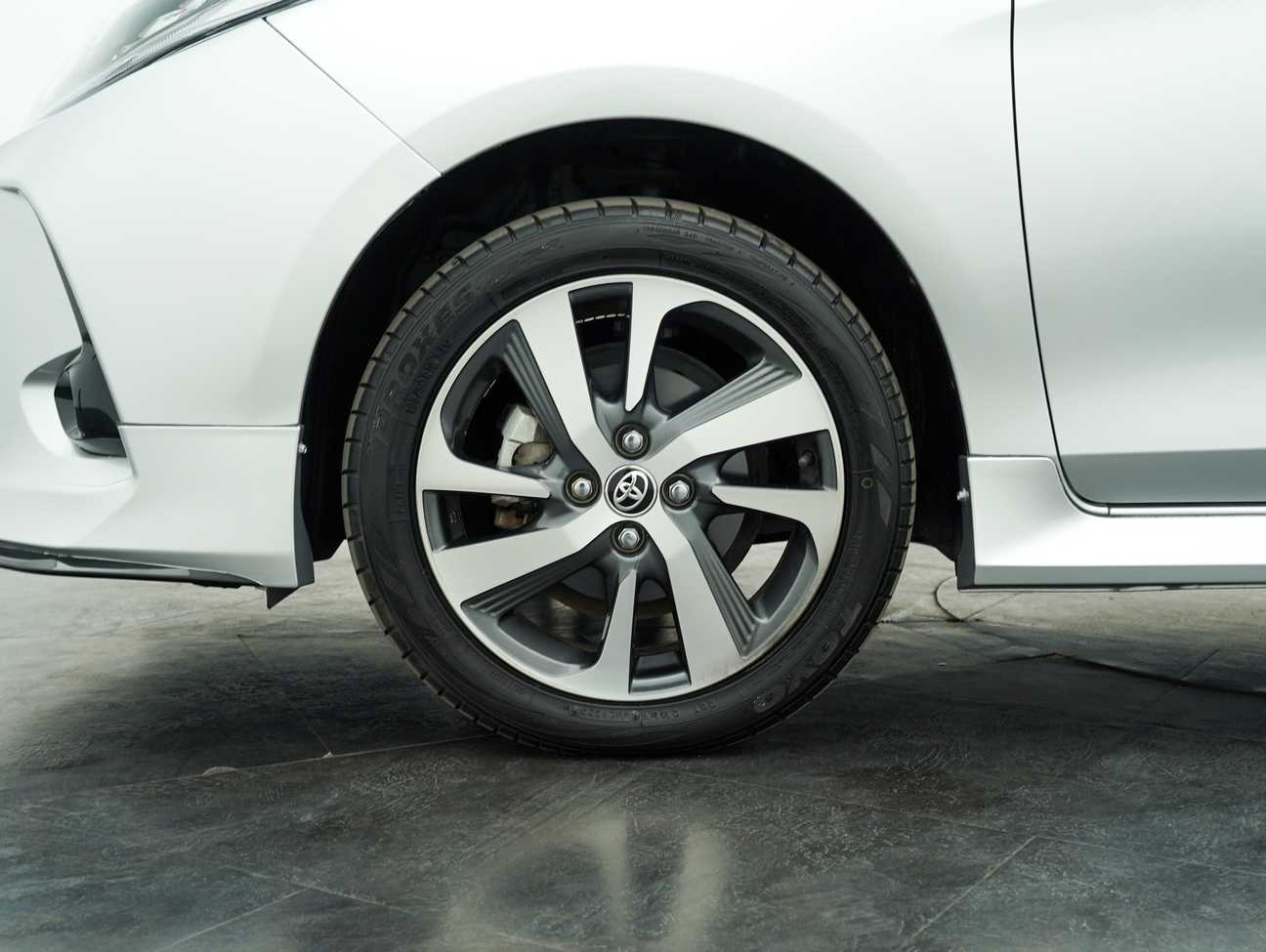 used 2022 Toyota Yaris E 1.5
