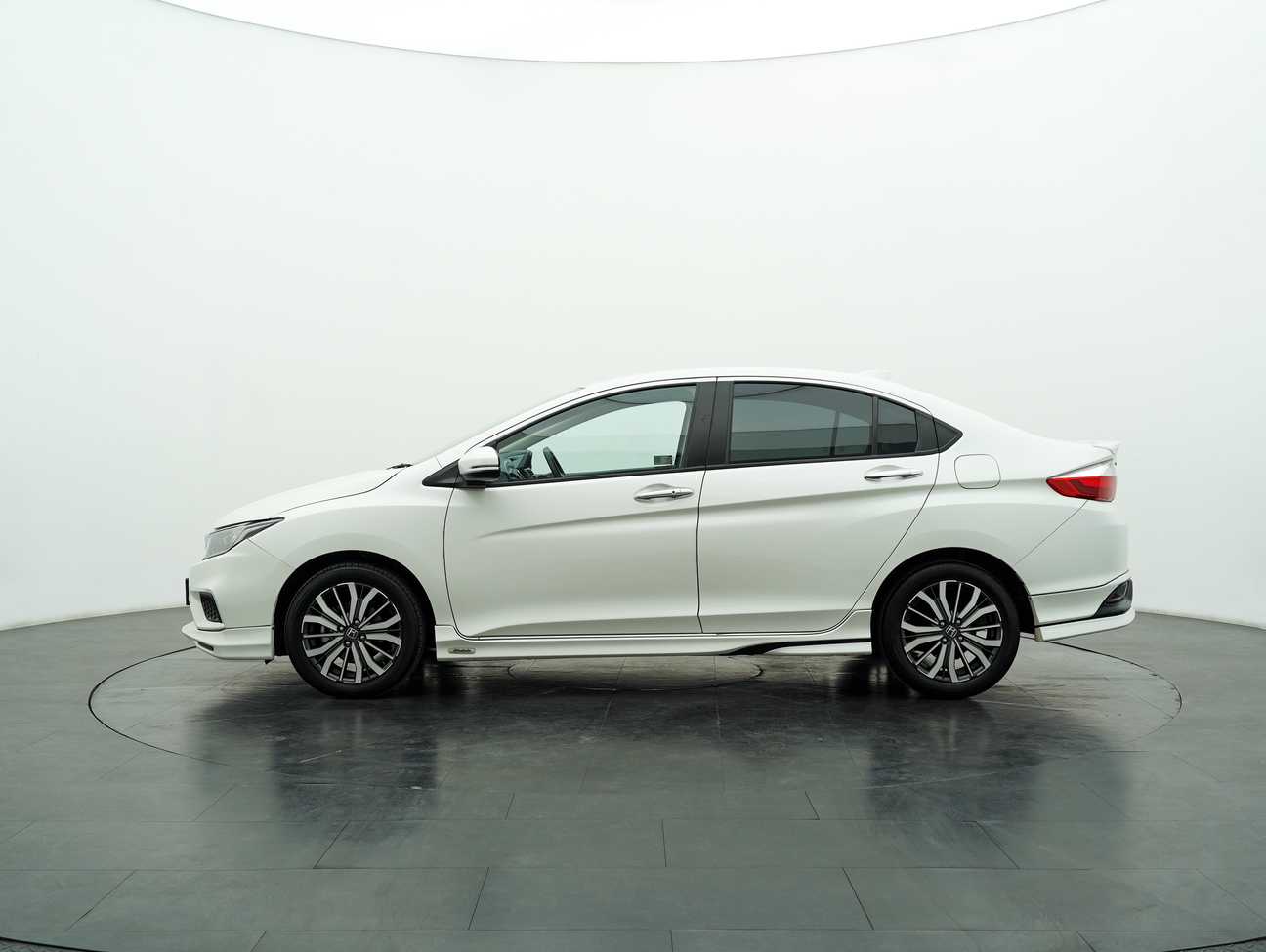 used 2019 Honda City V i-VTEC 1.5