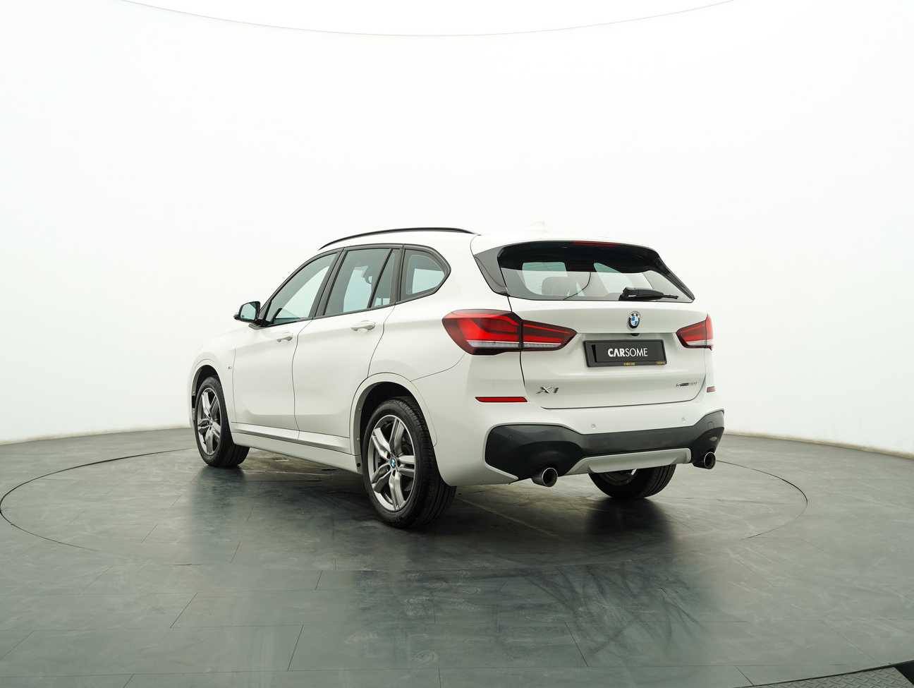 terpakai 2022 BMW X1 sDrive20i M Sport 2.0