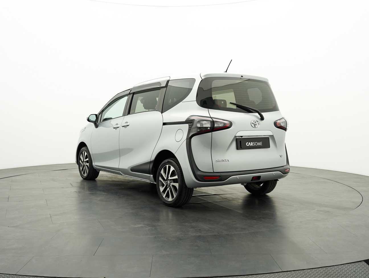 used 2017 Toyota Sienta V 1.5