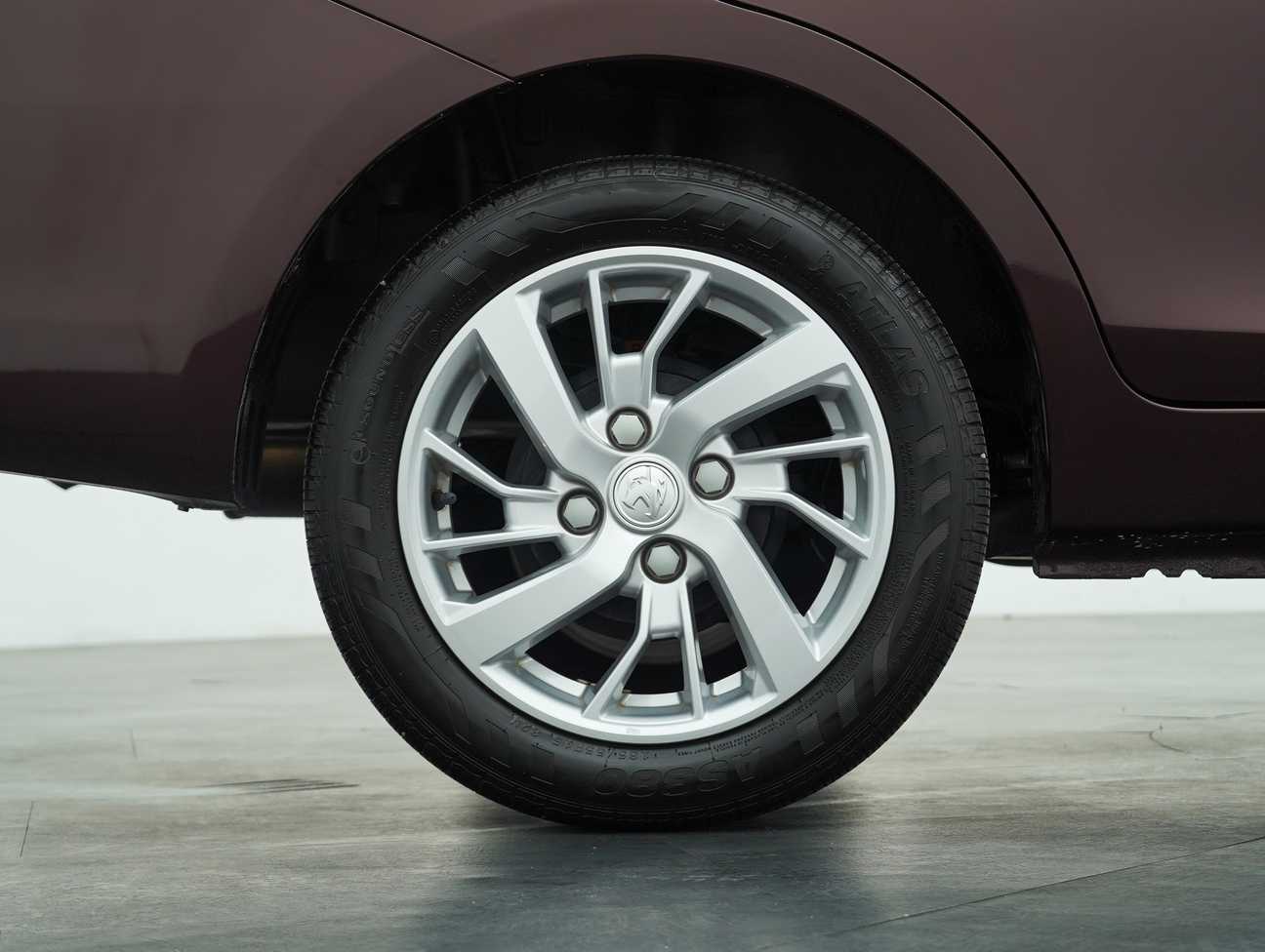 used 2022 Proton Saga Premium 1.3