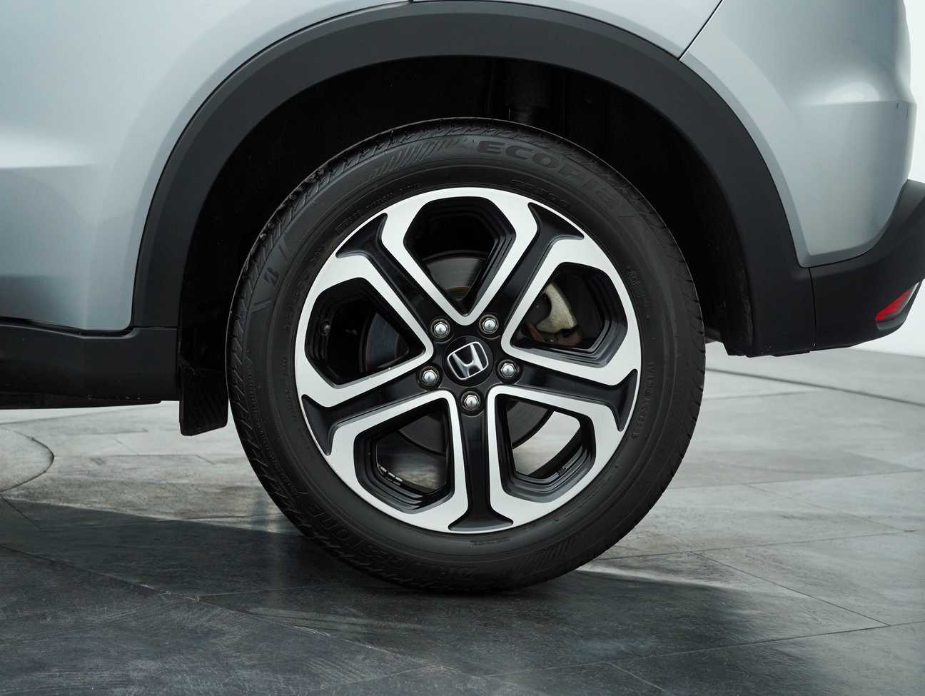 used 2017 Honda HR-V V 1.8