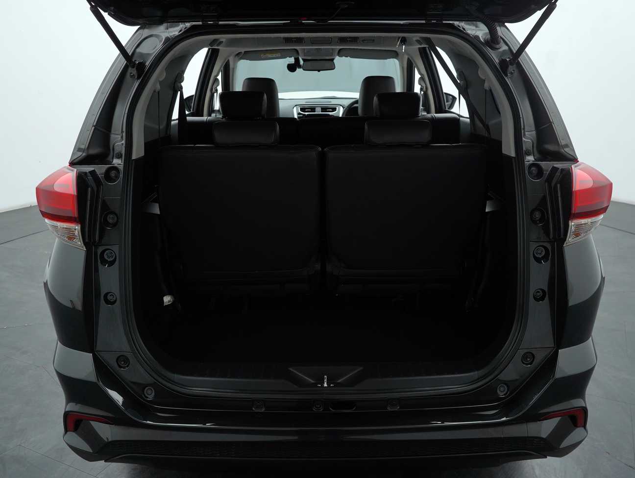 used 2020 Perodua Aruz AV 1.5