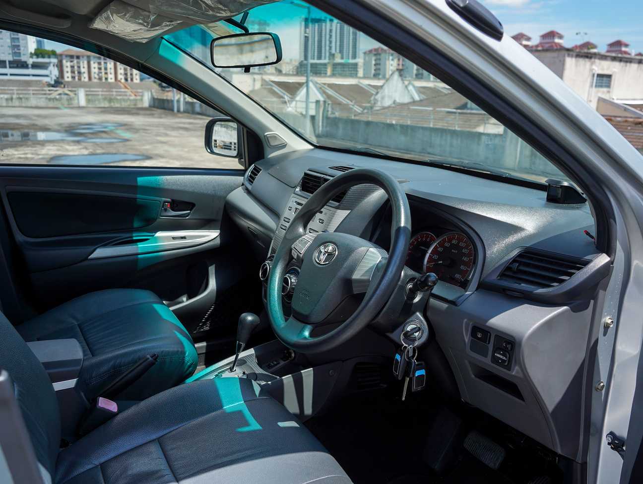 terpakai 2012 Toyota Avanza G 1.5