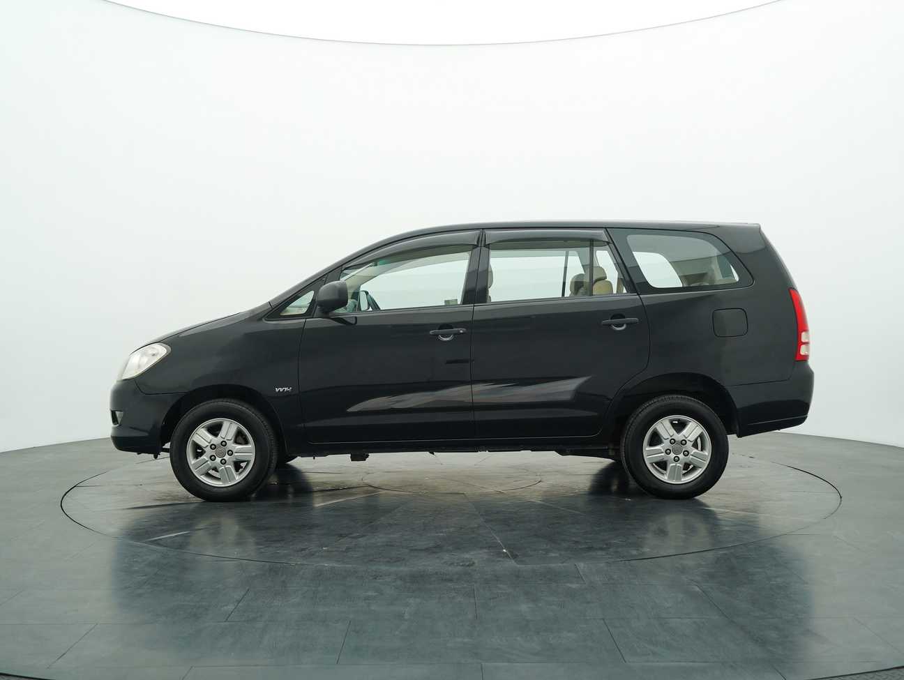 used 2007 Toyota Innova E 2.0