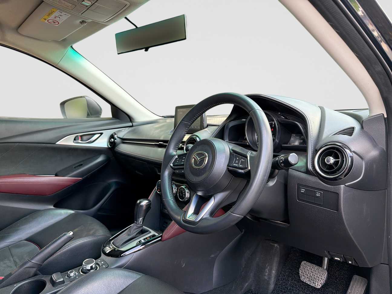 terpakai 2017 Mazda CX-3 SKYACTIV-G GVC 2.0
