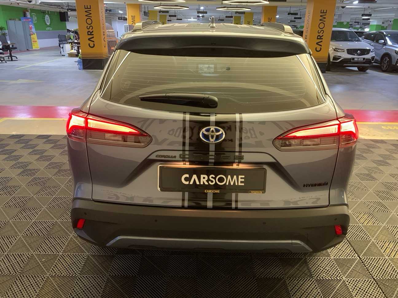 terpakai 2024 Toyota Corolla Cross Hybrid 1.8