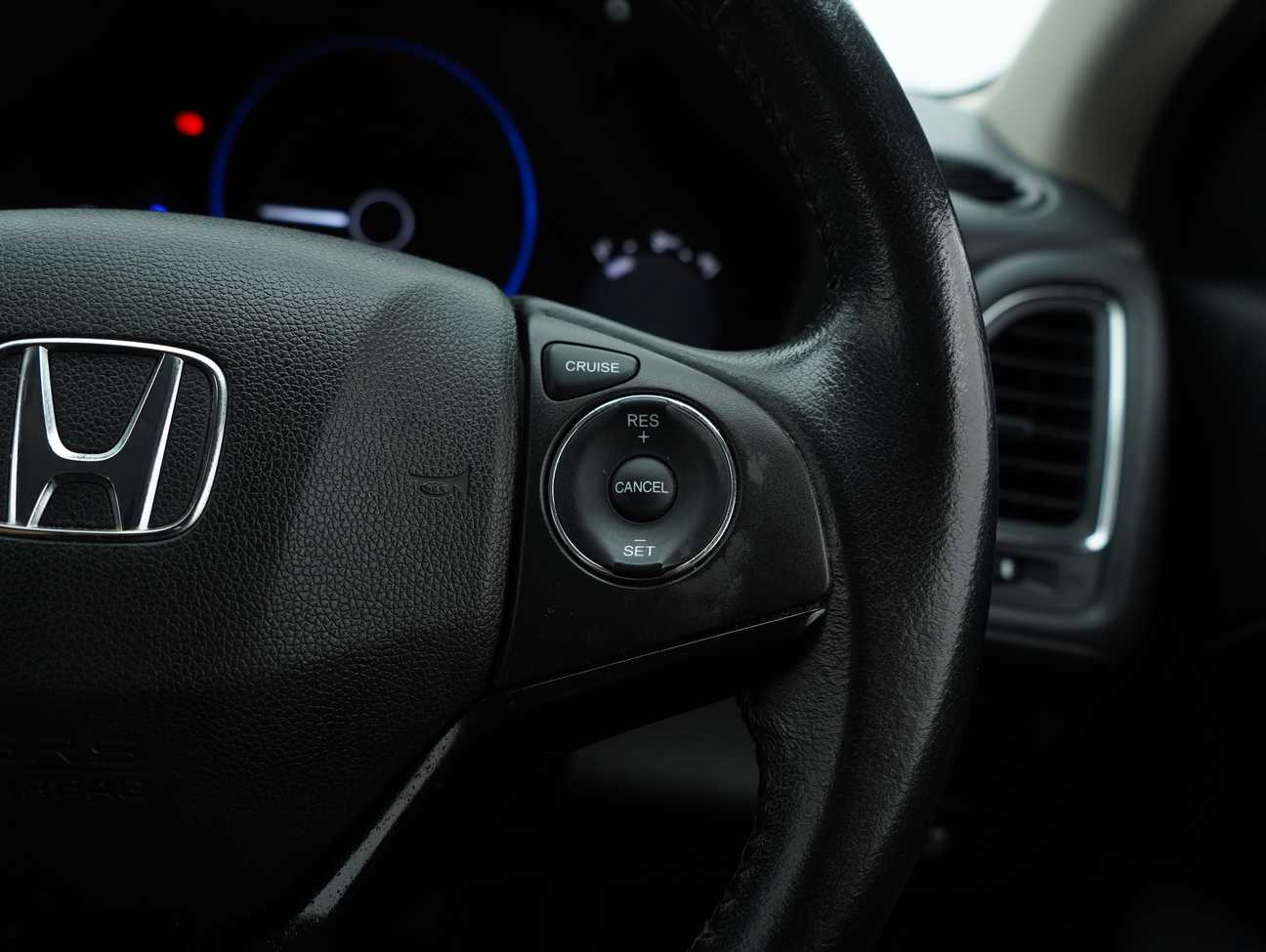 used 2015 Honda HR-V i-VTEC V 1.8