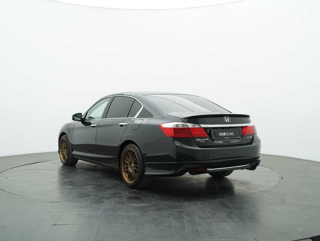 used 2014 Honda Accord VTi-L 2.0