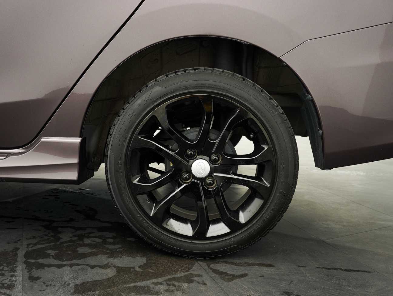 terpakai 2017 Perodua Bezza Advance Premium 1.3