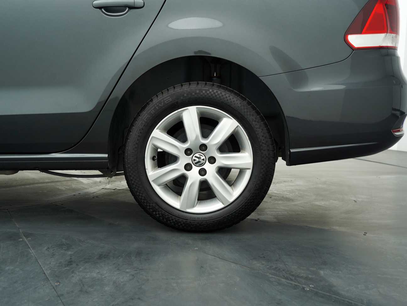 terpakai 2016 Volkswagen VENTO  1.6