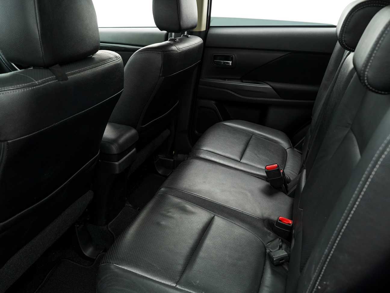 used 2019 Mitsubishi Outlander  2.0