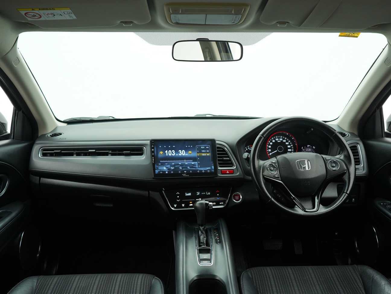 used 2015 Honda HR-V V 1.8