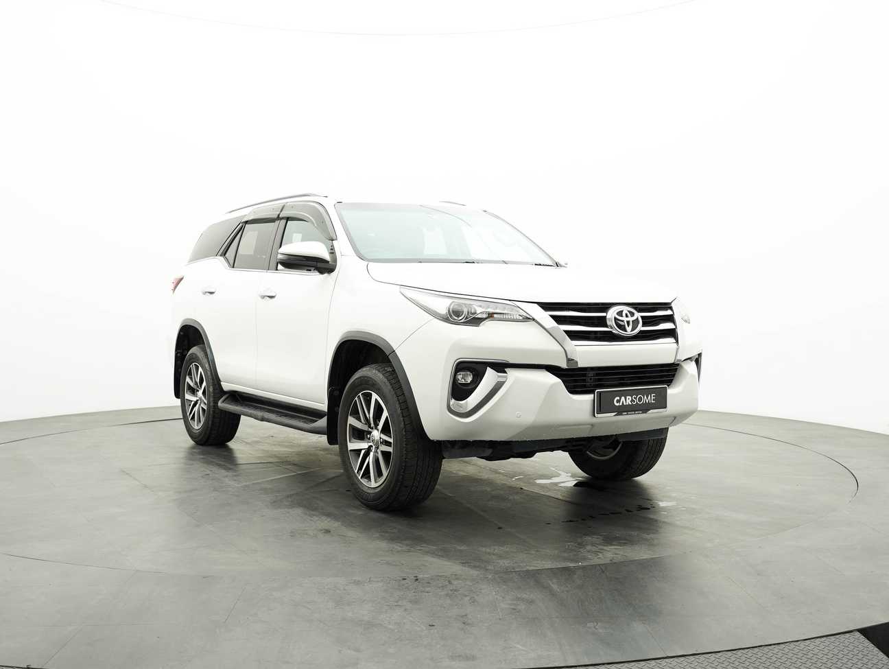 used 2018 Toyota FORTUNER 4X4 2.7