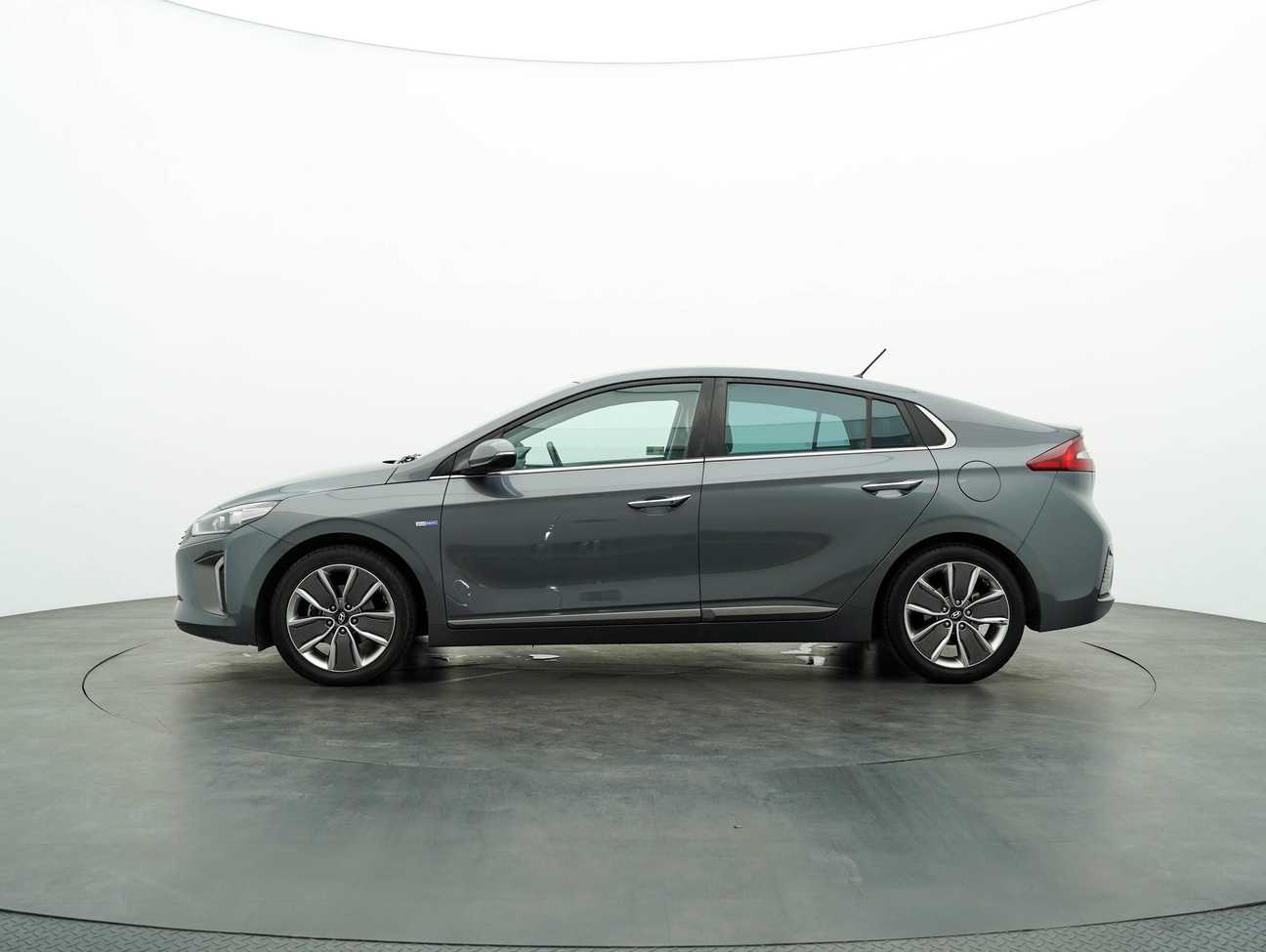 used 2017 Hyundai Ioniq Hybrid BlueDrive HEV 1.6