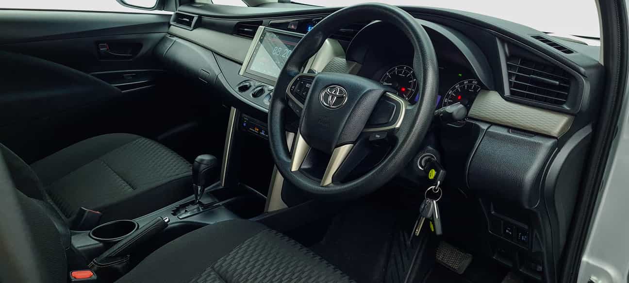 used 2018 Toyota INNOVA E 2.0