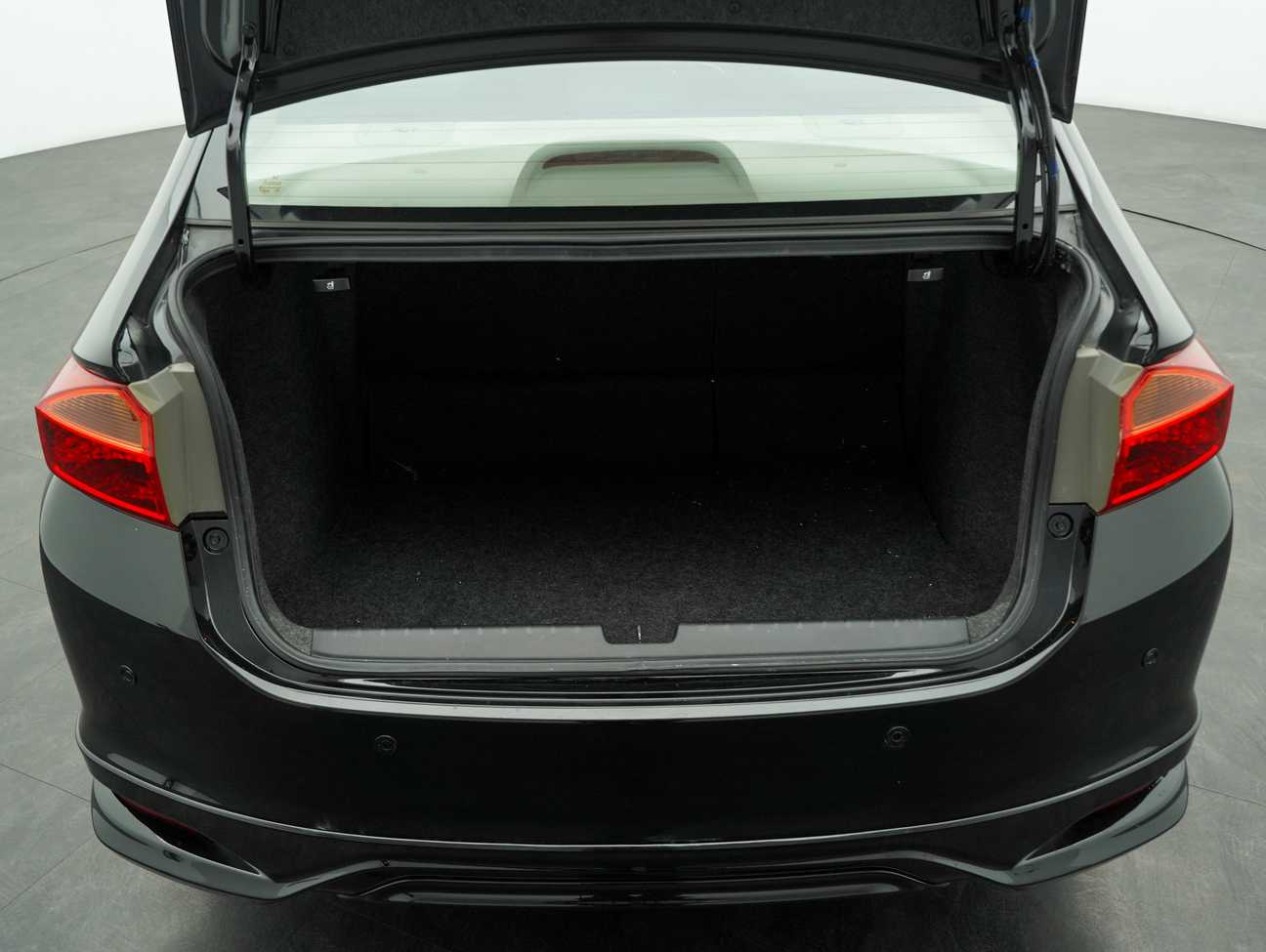 used 2014 Honda City V 1.5