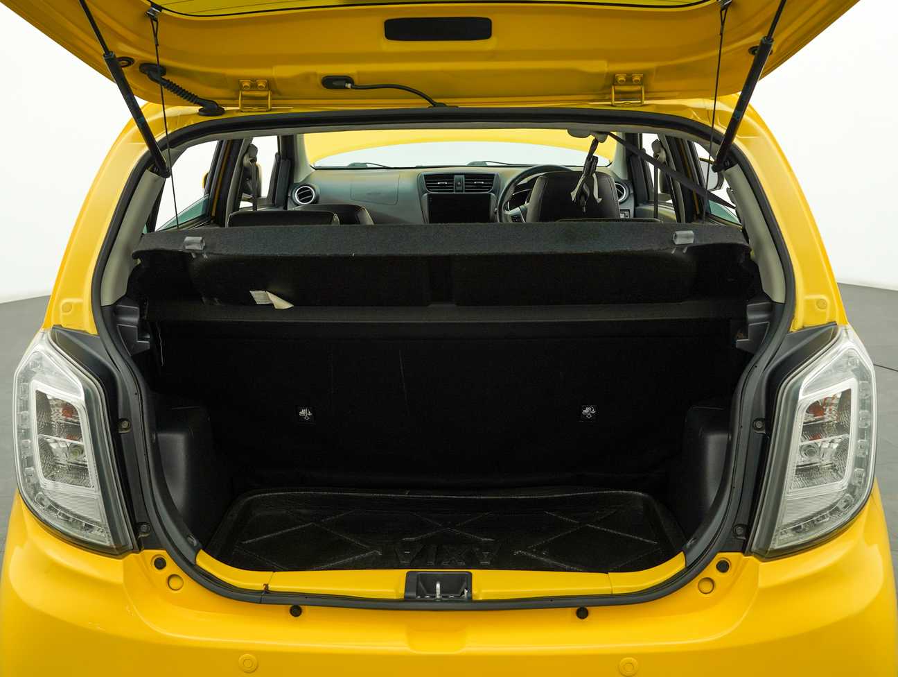 terpakai 2015 Perodua AXIA Advance 1.0