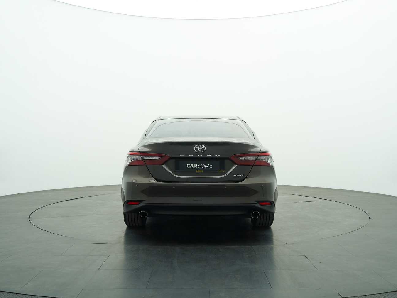 used 2023 Toyota Camry V 2.5