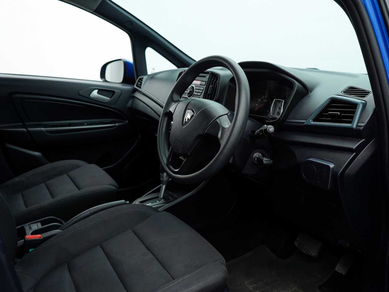 terpakai 2015 Proton Iriz Standard 1.3