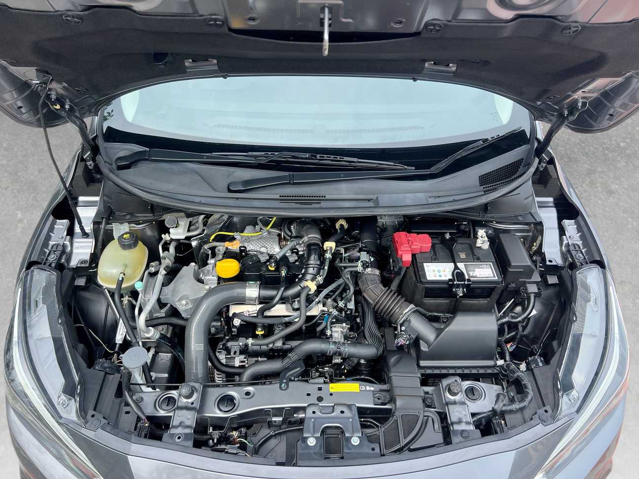 used 2022 Nissan Almera VLT 1.0
