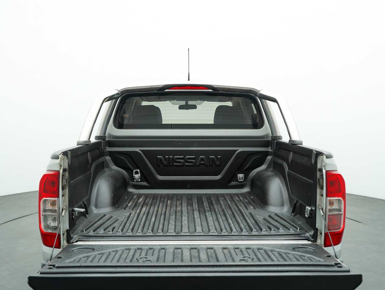 used 2019 Nissan Navara NP300 SE Dual Cab 2.5