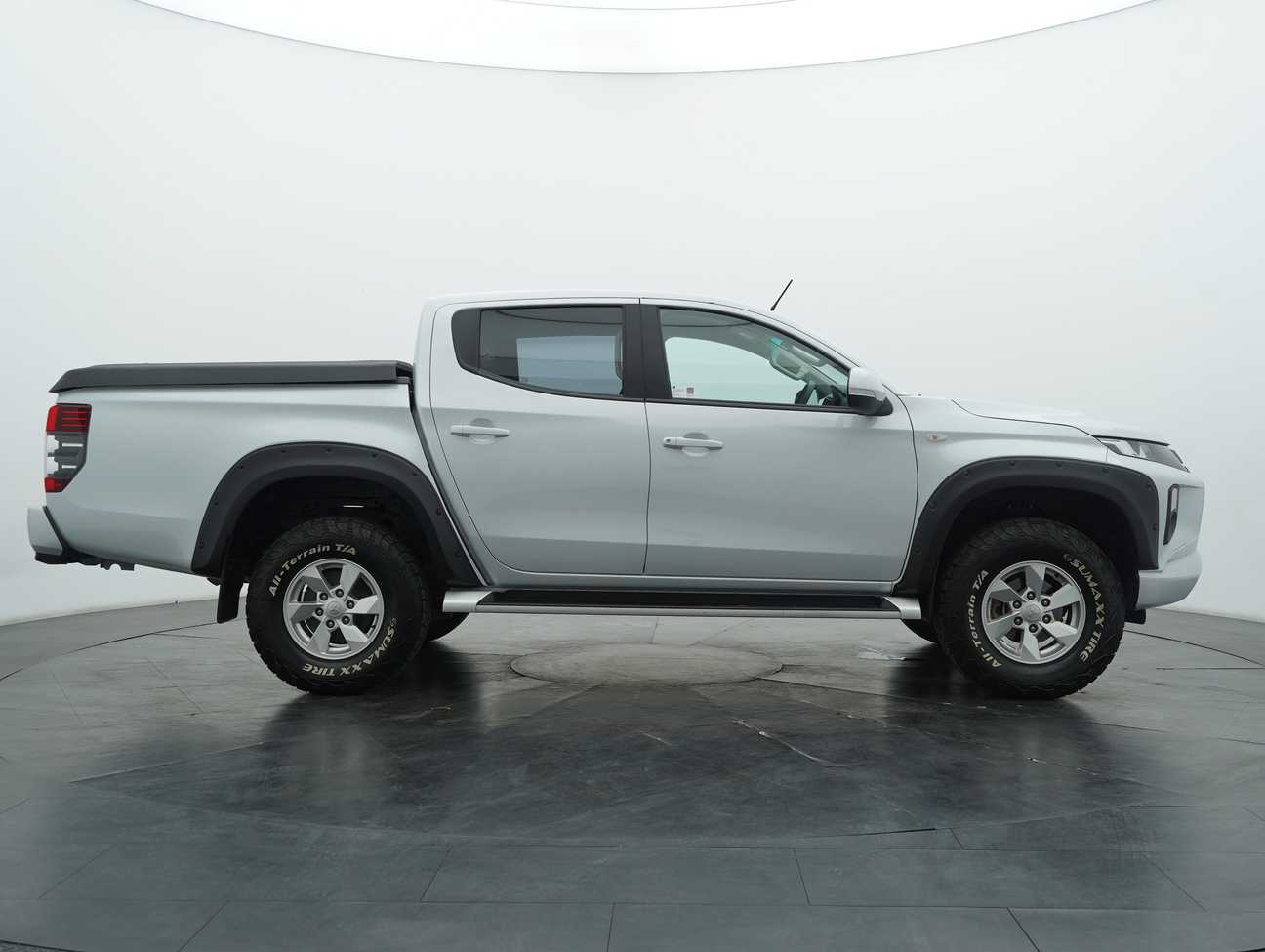 used 2019 Mitsubishi Triton VGT Dual Cab 4X4 2.4