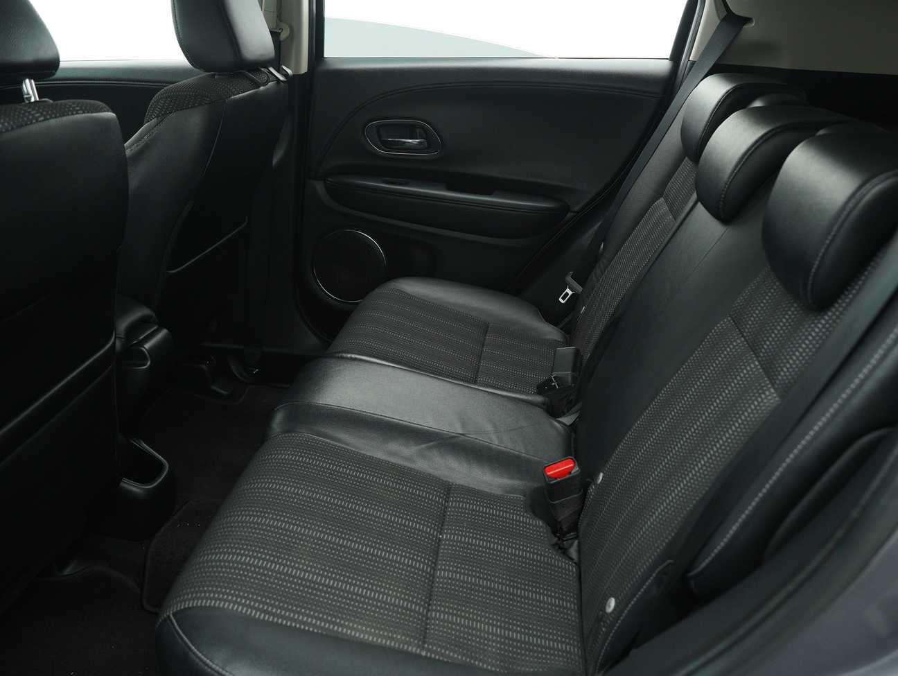 used 2015 Honda HR-V V 1.8