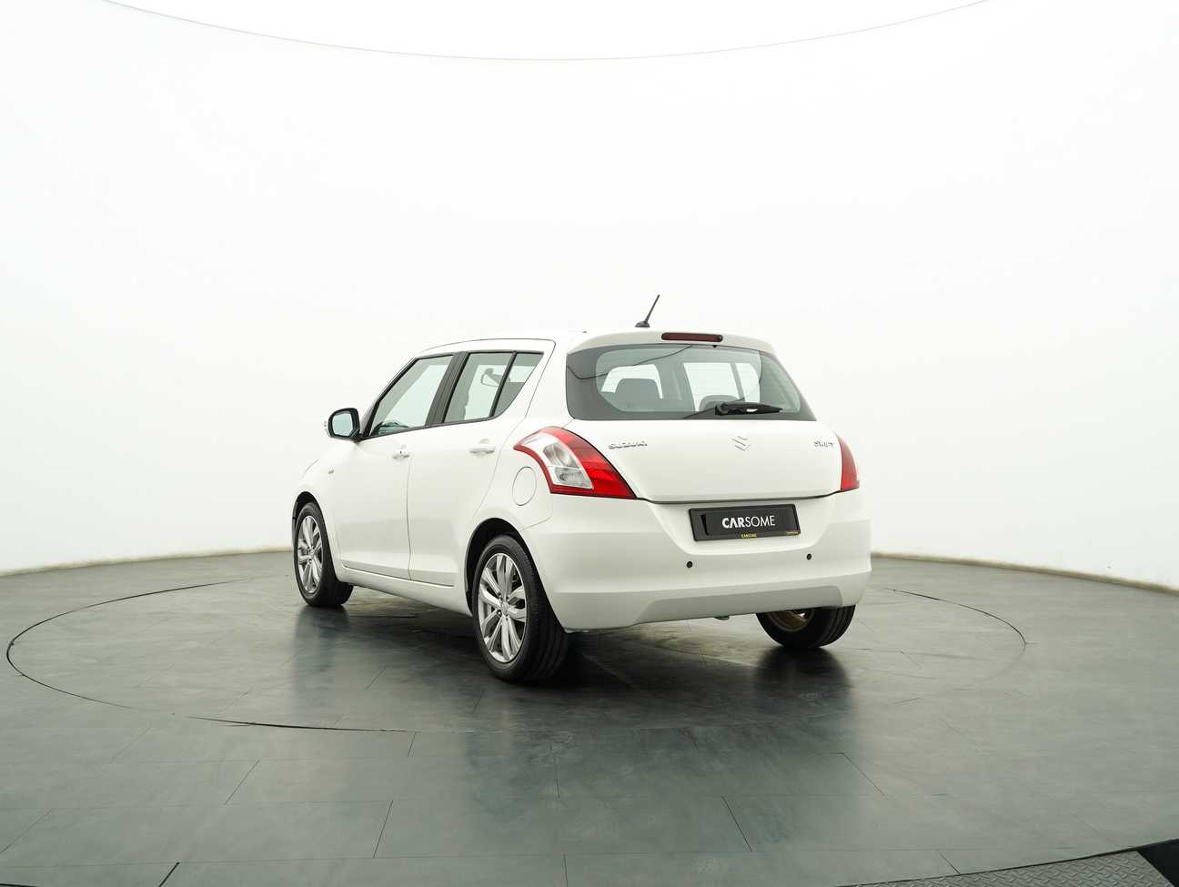 used 2015 Suzuki Swift GLX 1.4