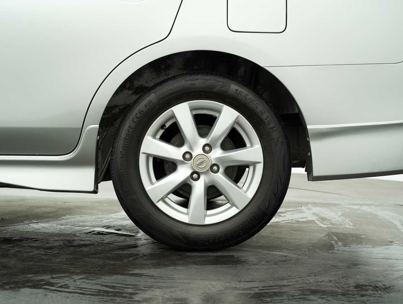 terpakai 2014 Nissan Almera E 1.5