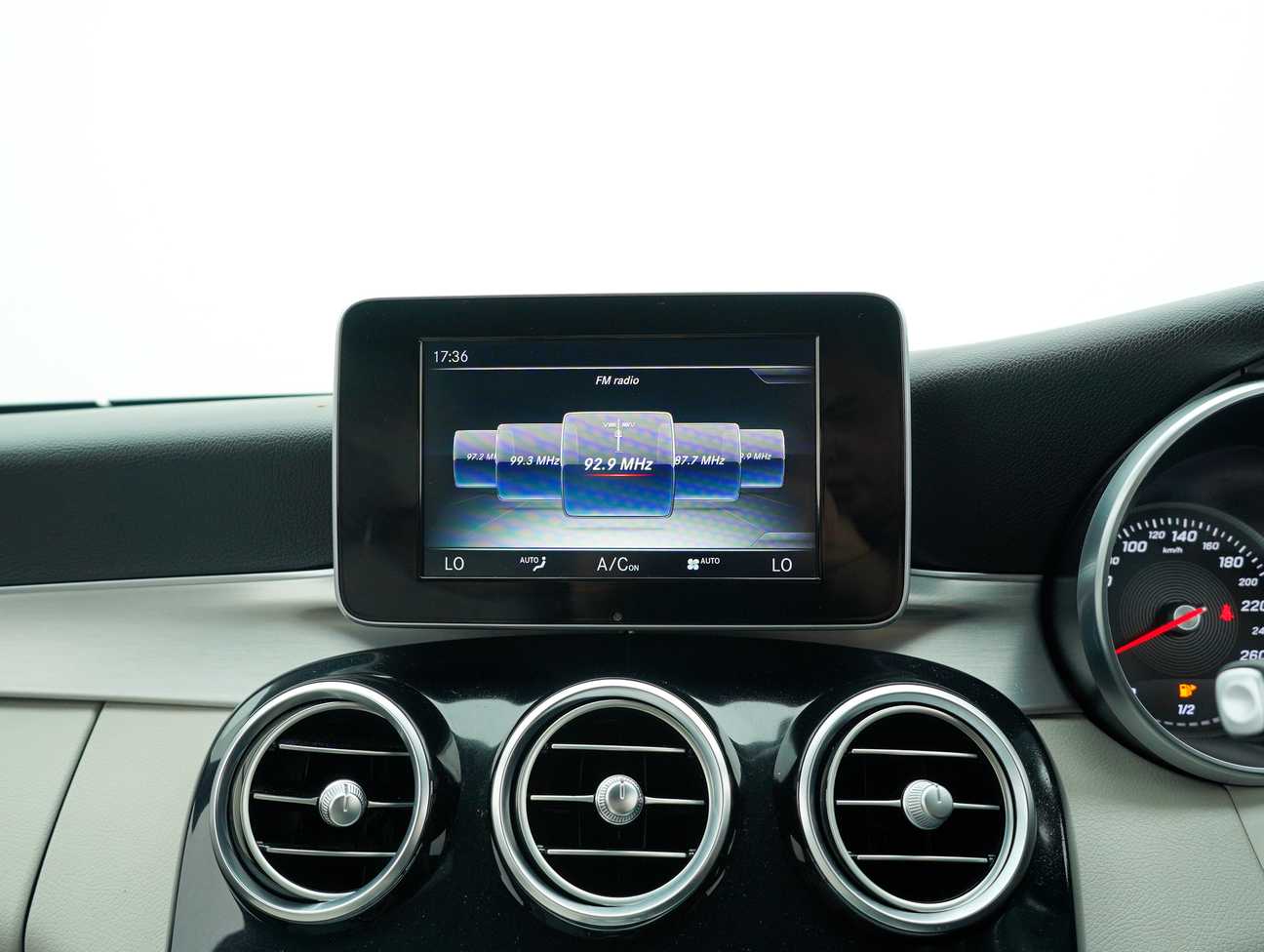 used 2016 Mercedes-Benz C 200 COUPE AMG LINE (CBU) 2.0