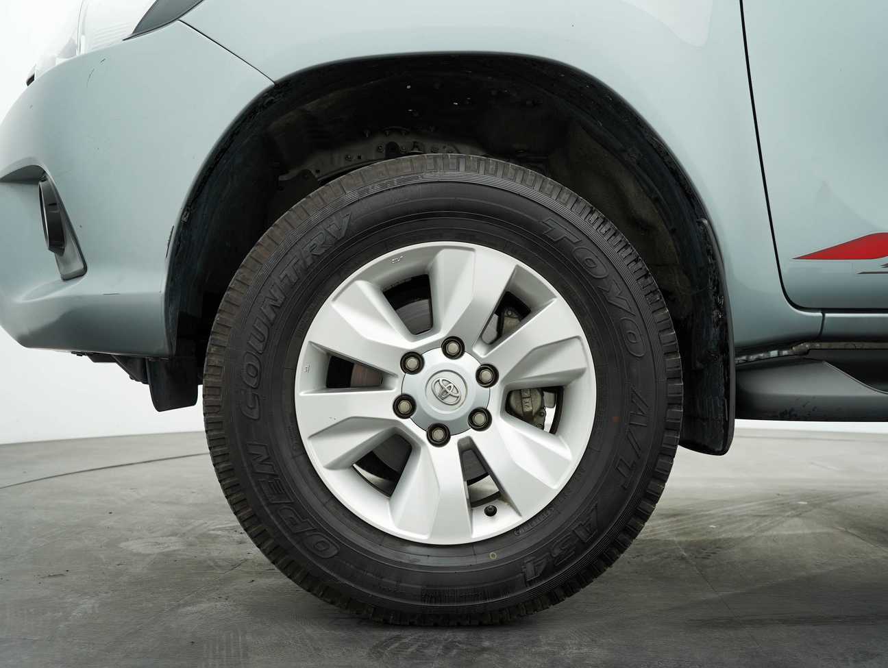 terpakai 2020 Toyota HILUX DOUBLE CAB G 4X4 2.4