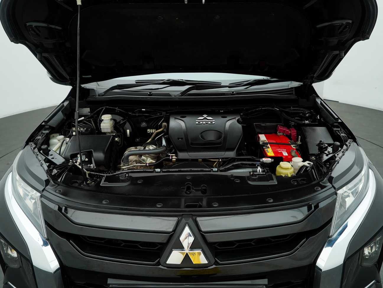 used 2022 Mitsubishi Triton VGT Premium Updated Spec Dual Cab 4X4 2.4
