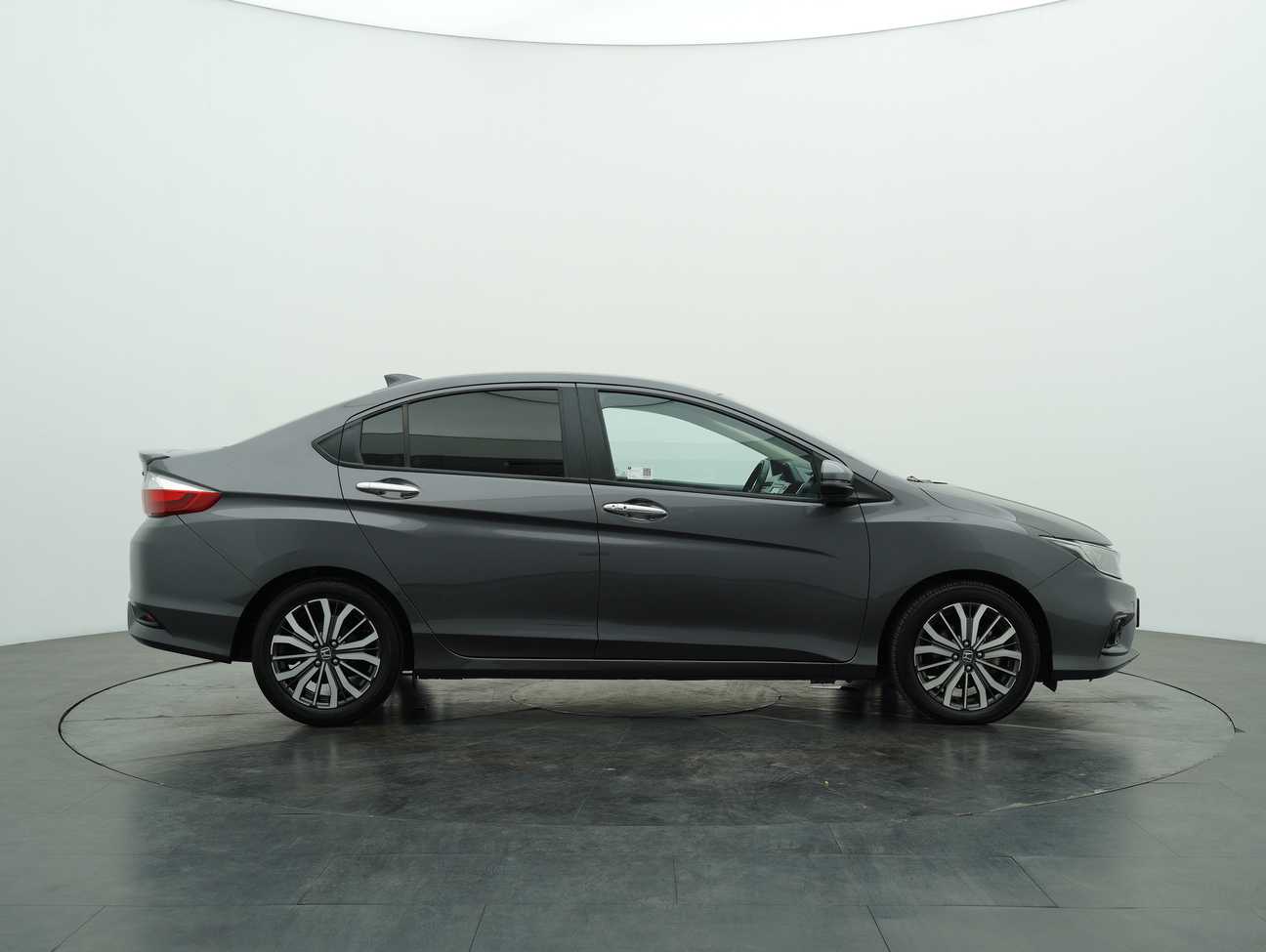 used 2019 Honda City V 1.5