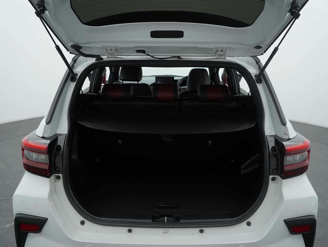 terpakai 2023 Perodua Ativa AV 1.0