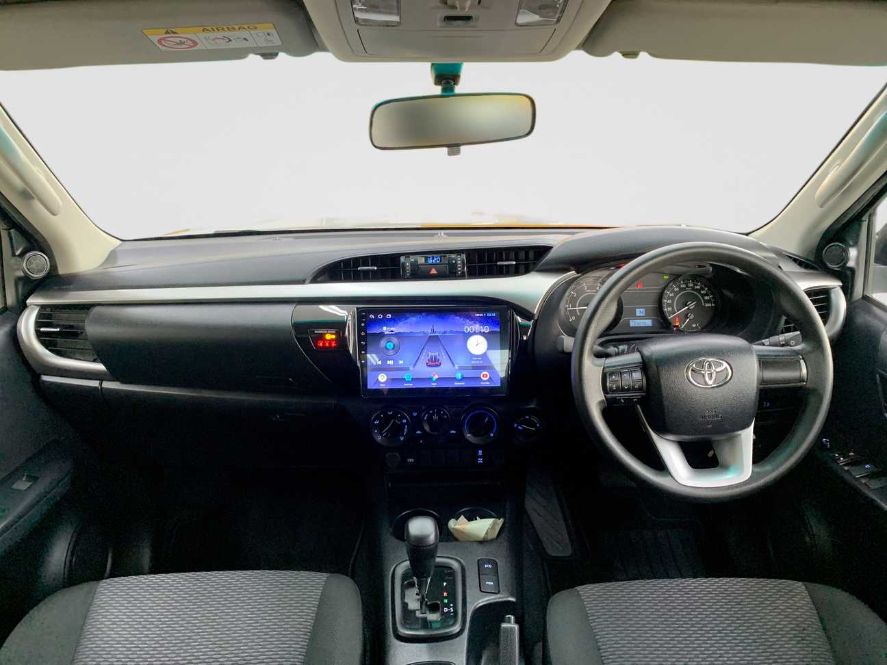 used 2022 Toyota Hilux E Dual Cab 2.4
