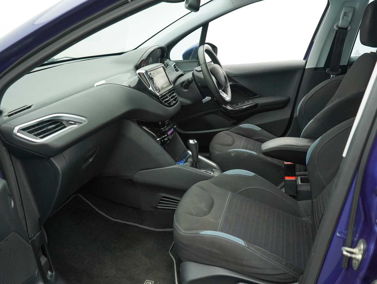 used 2014 Peugeot 208 5-DOOR 1.6