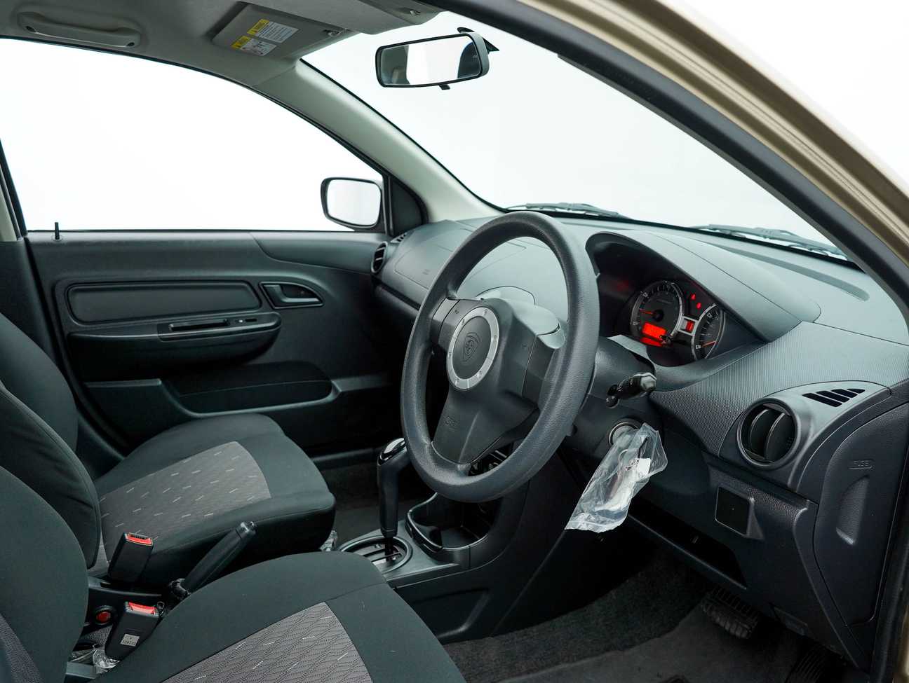 used 2014 Proton Saga SV 1.3