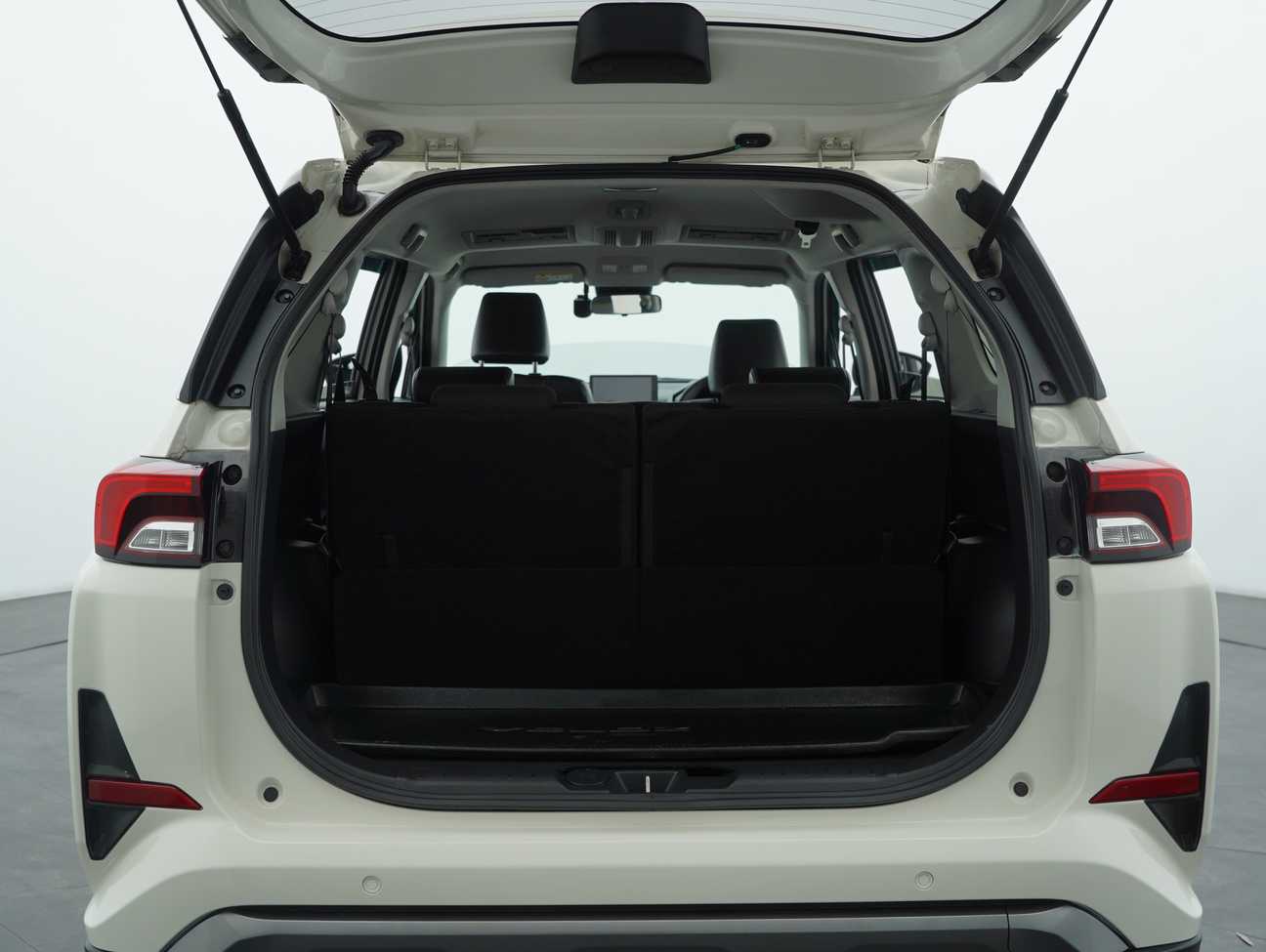 terpakai 2022 Toyota Veloz  1.5