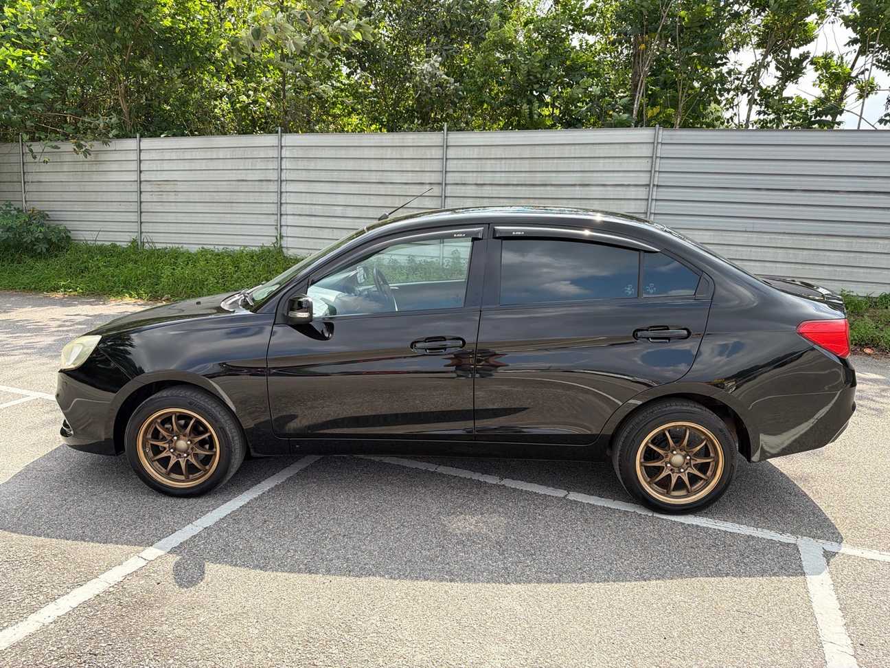 used 2017 Proton Saga Executive 1.3